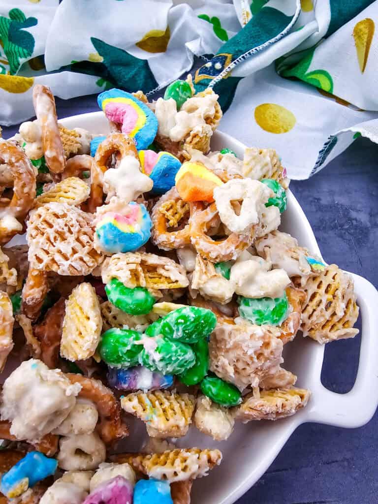 leprechaun treat mix in a bowl